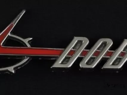 Emblem, Automotive