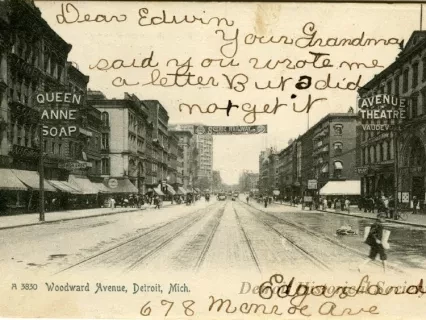 Postcard - Woodward Avenue, Detroit, Mich.