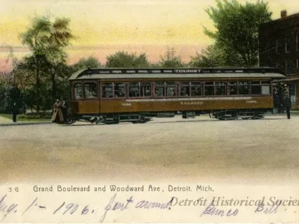 Postcard - Grand Boulevard and Woodward Ave, Detroit, Mich.