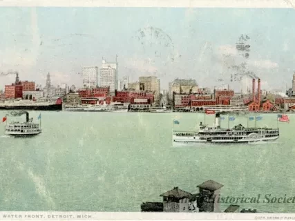 Postcard - Water Front, Detroit, Mich.