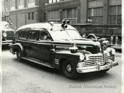 Print, Photographic - Detroit Fire Department Rescue 3 Ambulance