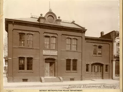 Print, Photographic - Detroit Metropolitan Police Department, Gratiot Ave. Station