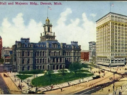 Postcard - City Hall and Majestic Bldg., Detroit, Mich.