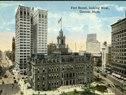 Postcard - Fort Street looking West, Detroit, Mich.