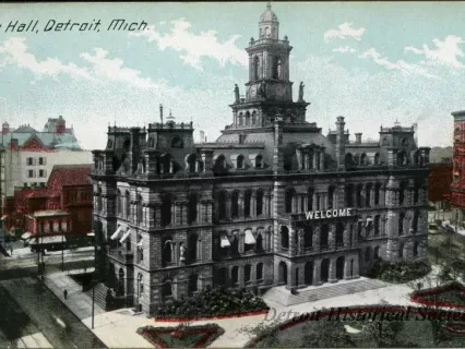 Postcard - City Hall, Detroit, Mich.