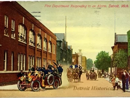 Postcard - Fire Department Responding to an Alarm. Detroit, Mich. - Fire Department Responding to an Alarm