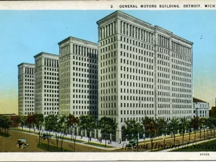 Postcard - General Motors Building, Detroit, Mich.