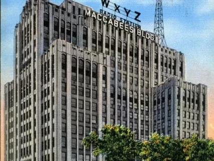 Postcard - Maccabees Building, Detroit, Mich.