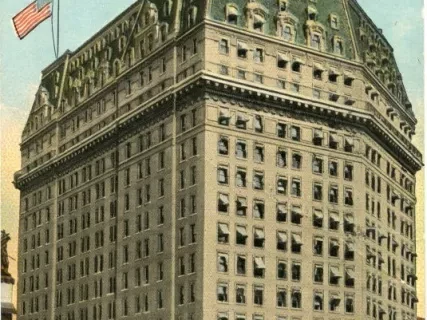 Postcard - Hotel Pontchartrain, Detroit, Mich.