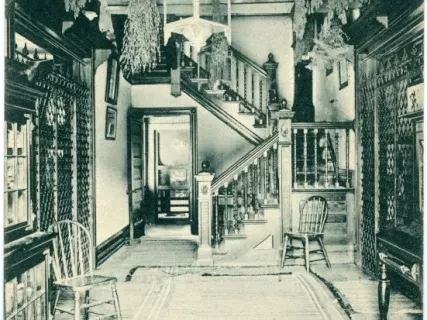 Postcard - Hall of Log Cabin, Palmer Park, Detroit, Mich.