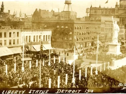 Postcard - Liberty Statue, Detroit, 1918 - Liberty Statue, Detroit 1918