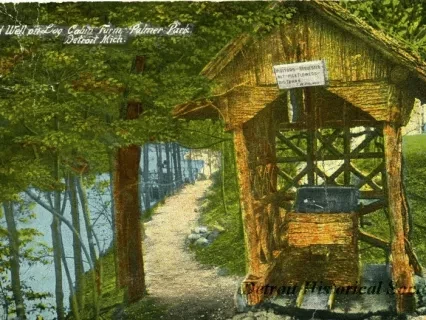 Postcard - Old Well on Log Cabin Farm, Palmer Park, Detroit, Mich.