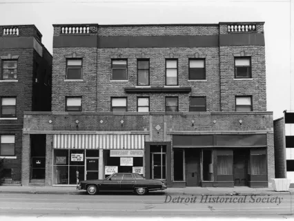 Print, Photographic - Storefront, Woodward Ave. #5744