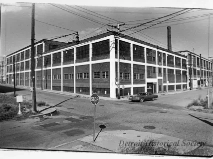 Print, Photographic - Corner of Franklin and Chene Looking East