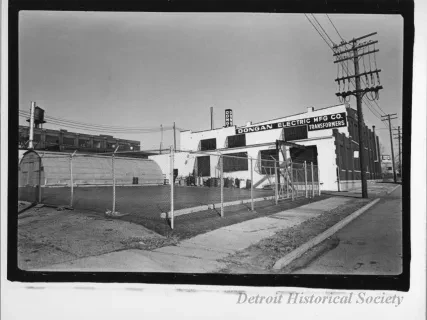 Print, Photographic - Looking East on Franklin St.