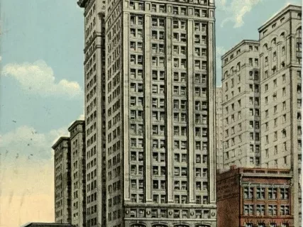 Postcard - Penobscot Building, Detroit, Mich.