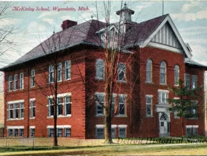 Postcard - McKinley School, Wyandotte, Mich.