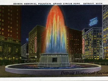 Postcard - Edison Memorial Fountain. Grand Circus Park, Detroit, Mich.