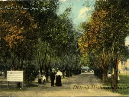 Postcard - Tashmoo Park, St. Clair Flats, Mich.