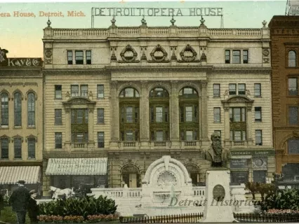 Postcard - Opera House, Detroit, Mich.