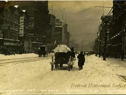 Postcard - Woodward Ave Detroit in Winter.
