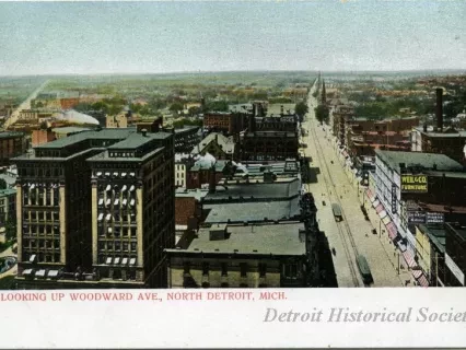 Postcard - View Looking Up Woodward Ave., North Detroit, Mich.