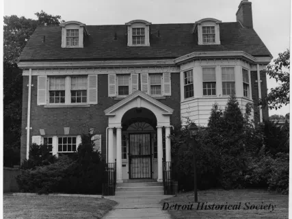 Print, Photographic - 2184 Iroquois