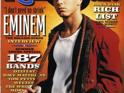 Magazine - RollingStone, Issue 899/900; July 4-11, 2002