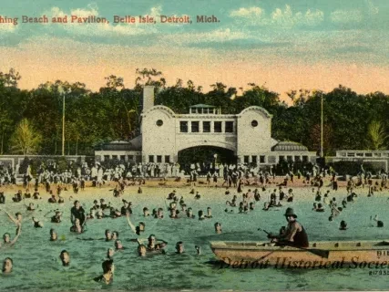 Postcard - Bathing Beach and Pavilion, Belle Isle, Detroit, Mich.