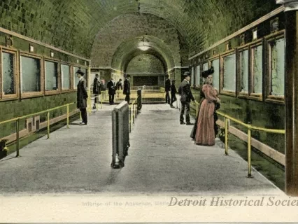Postcard - Interior of the Aquarium, Belle Isle, Detroit, Mich.