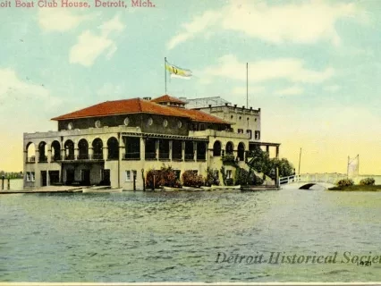 Postcard - Detroit Boat Club House, Detroit, Mich.