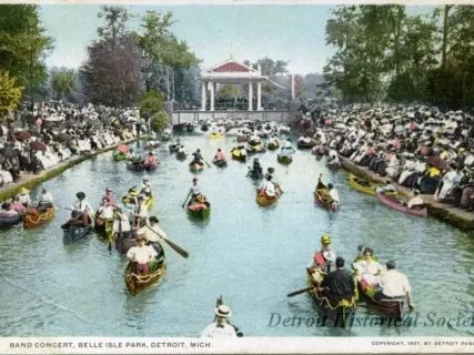 Postcard - Band Concert, Belle Isle Park, Detroit, Mich.