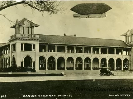 Postcard - Casino, Belle Isle, Detroit, Mich.