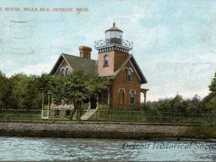 Postcard - Light House, Belle Isle, Detroit, Mich.