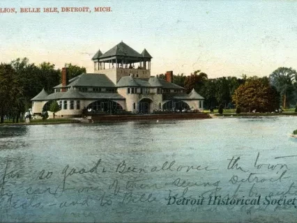 Postcard - Pavilion, Belle Isle, Detroit, Mich.