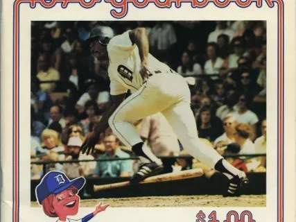 Yearbook - Detroit Tigers 1975 Yearbook