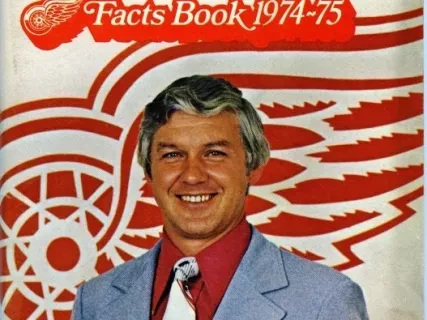 Booklet - Detroit Red Wings Facts Book 1974~75, Official Guide for Press, Radio and Television