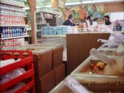 Film, Motion Picture - Cutaways: New Center MOS
and Awards, Blue Pigs