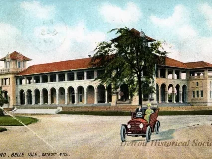 Postcard - Casino, Belle Isle, Detroit, Mich.