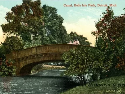 Postcard - Canal, Belle Isle Park, Detroit, Mich.