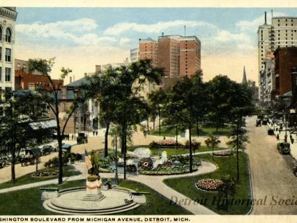 Postcard - Washington Boulevard from Michigan Avenue, Detroit, Mich.