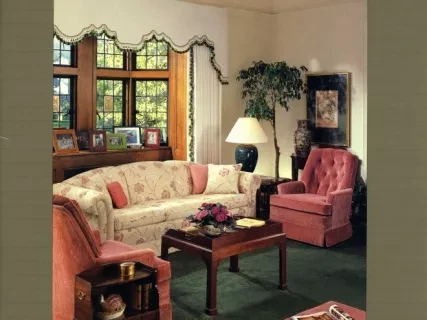 Report, Annual - La-Z-Boy Chair Company 1985 Annual Report