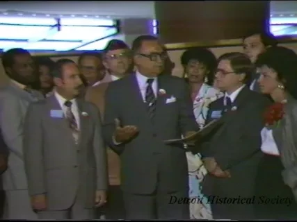 U-Matic - Neighborhood Shopping Days - May Ca Ren Cen