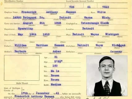 Card, Identification - Detroit Terminal Railroad Company 
Employee Identification Card