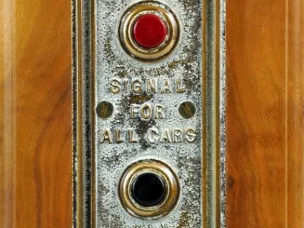 Signal, Elevator