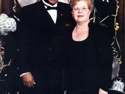 Directory, Membership - Detroit Yacht Club, Mainsheet, 
2002 Membership Directory and Harbor Registry