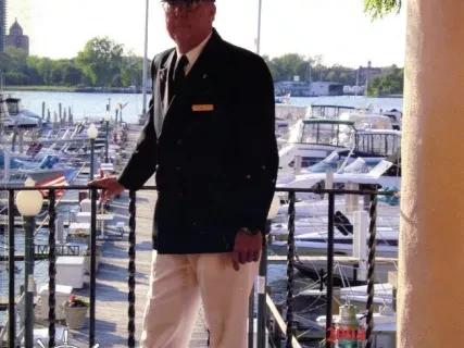 Directory, Membership - Detroit Yacht Club Mainsheet, 
2004 Membership Directory & Harbor Registry