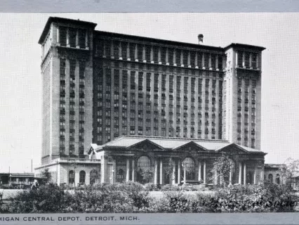 Postcard - Michigan Central Depot, Detroit, Mich.