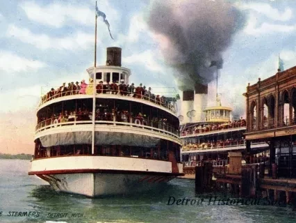 Postcard - Pleasure Steamers, Detroit, Mich.
