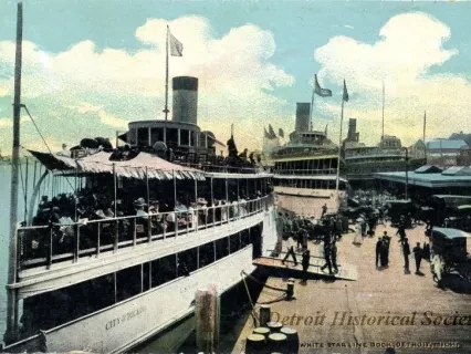 Postcard - White Star Line Dock, Detroit, Mich